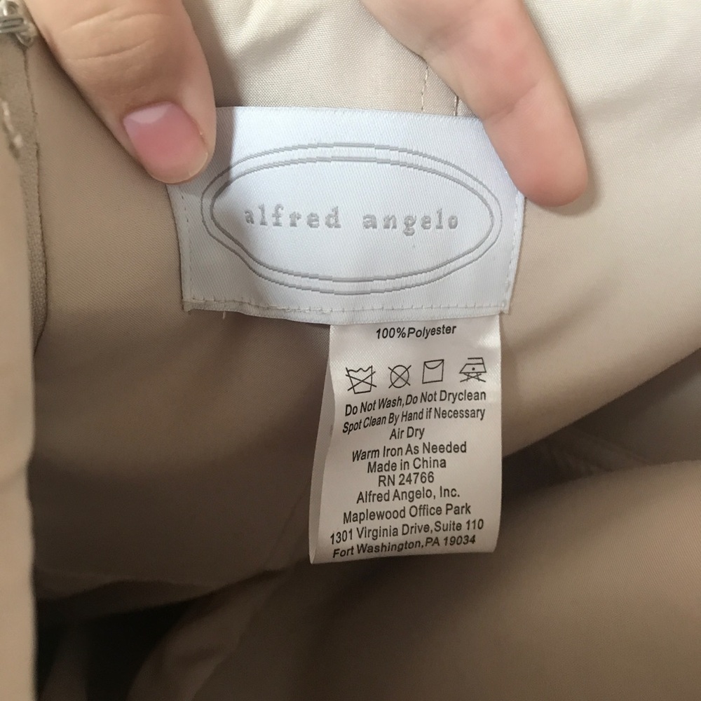Alfred Angelo short prom gown! - Picture 5 of 5